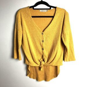 Liberty Love Blouse Womens M Ribbed Knit Tie Front Button Down Hi-Lo 3/4 Sleeve
